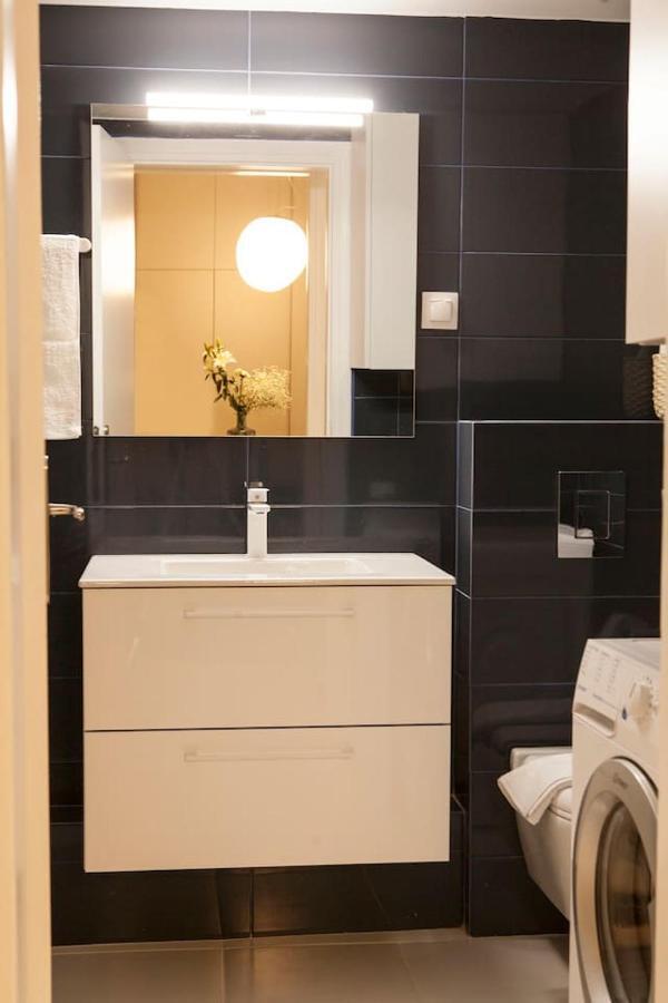 Chic & Comfortable Central Apart, Close To National Archeological Museum! Ateny Zewnętrze zdjęcie