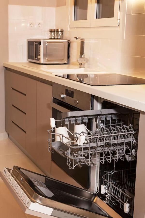 Chic & Comfortable Central Apart, Close To National Archeological Museum! Ateny Zewnętrze zdjęcie